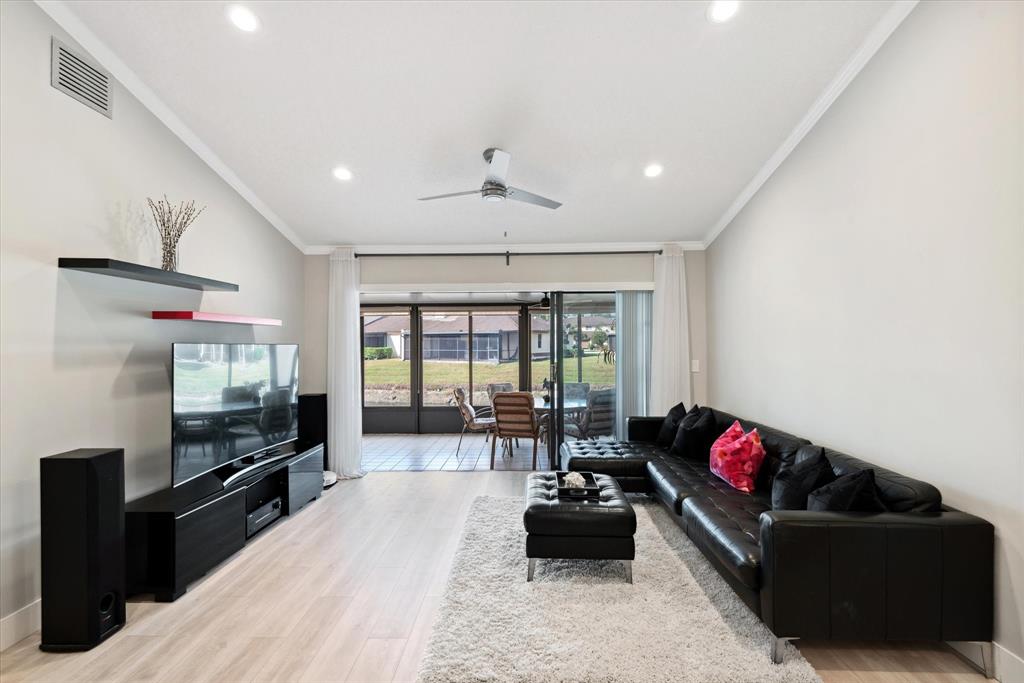 20929 Boca Ridge Drive West Boca Raton, FL 33428 - Photo 5 of 19