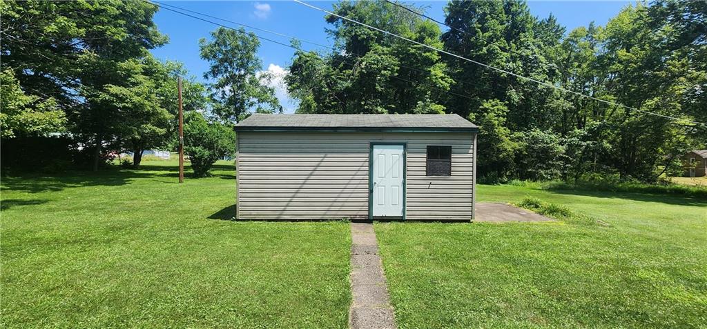96 Greendale Avenue Indiana, PA 15701 - Photo 5 of 17 Gallery Image 5