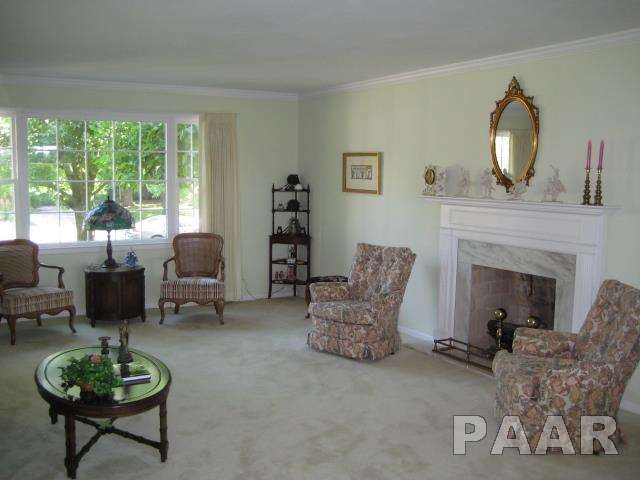 1004 Kingsbury Road Washington, IL 61571 - Photo 4 of 32 Gallery Image 4