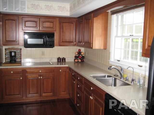 1004 Kingsbury Road Washington, IL 61571 - Photo 8 of 32 Gallery Image 8