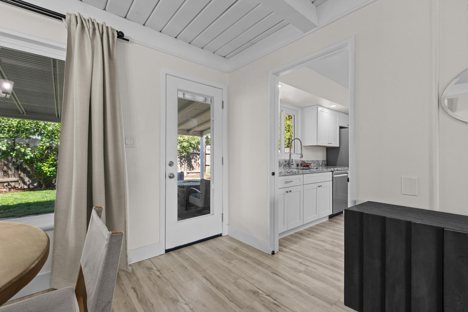 2209 Tevis Road Sacramento, CA 95825 - Photo 12 of 30 Gallery Image 12