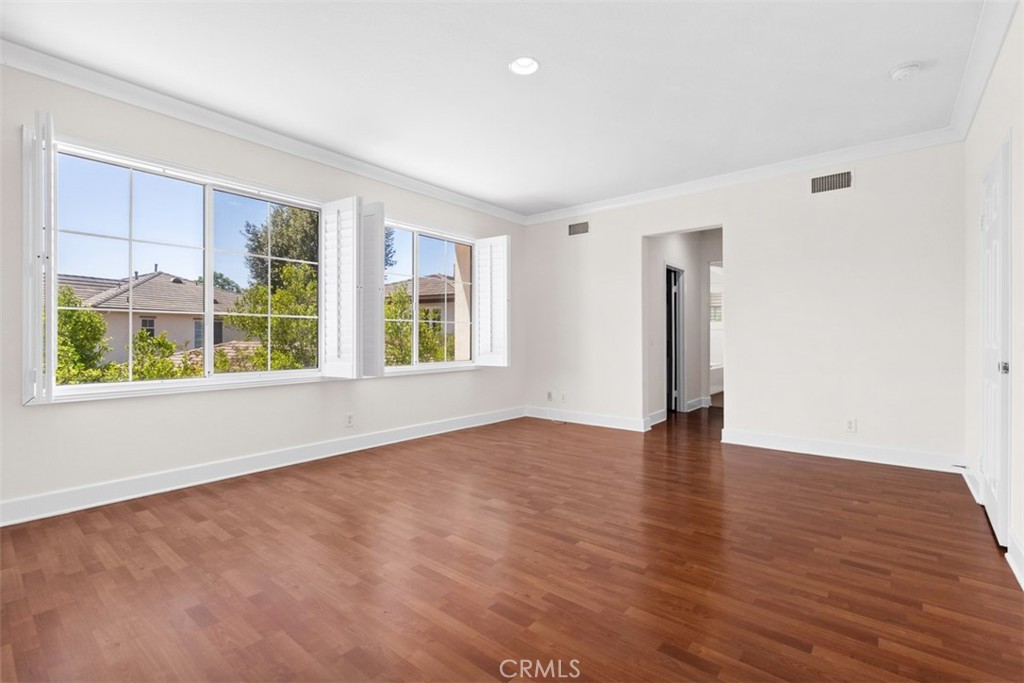 82 Laurelhurst Drive Ladera Ranch, CA 92694 - Photo 15 of 31 Gallery Image 15