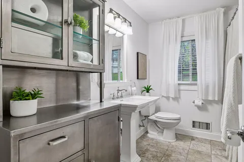 $625,000 | 3416 Robinwood Spur, Minnetonka, MN 55305