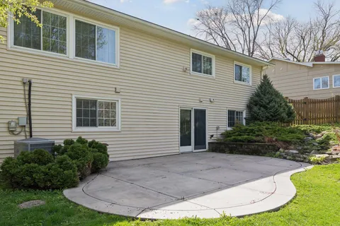 $625,000 | 3416 Robinwood Spur, Minnetonka, MN 55305