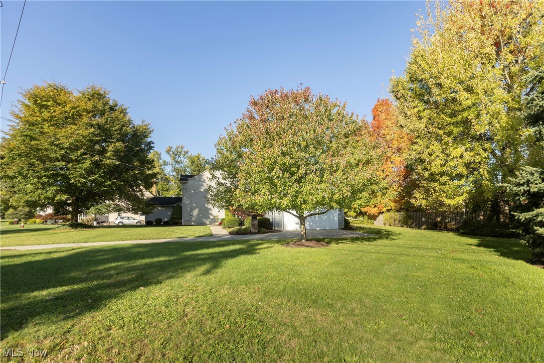 22626 Mastick Road Fairview Park, OH 44126 - Photo 38 of 39