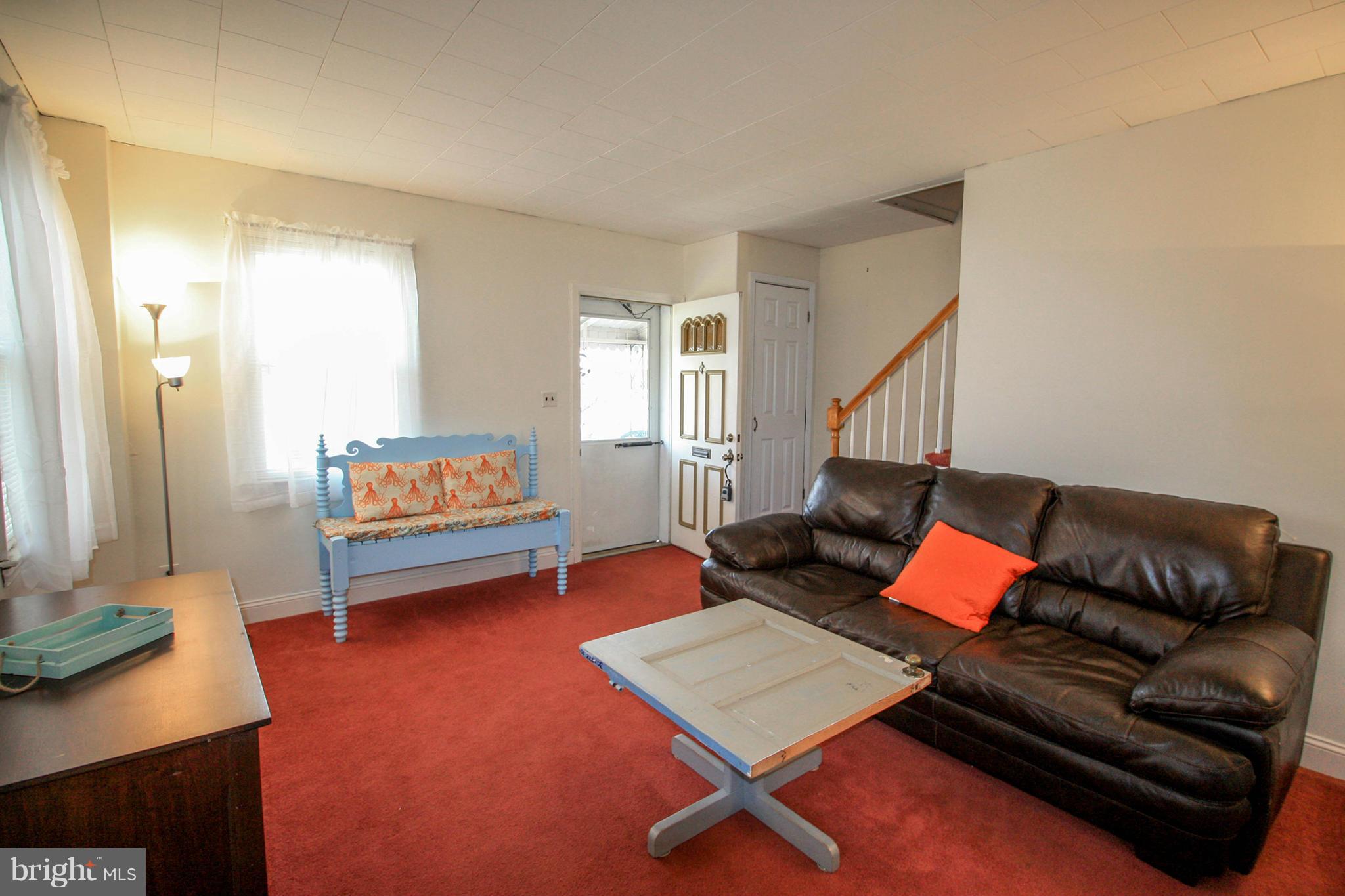 66 Wiltshire Road Baltimore, MD 21221 - Photo 14 of 30 Living Room