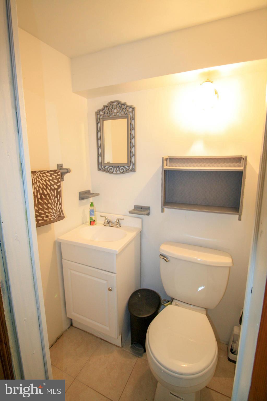 66 Wiltshire Road Baltimore, MD 21221 - Photo 29 of 30 Bath