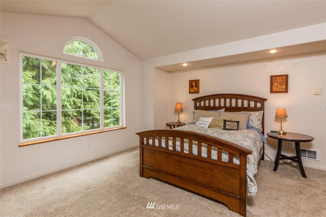 4668 Bell Street Port Townsend, WA 98368 - Photo 13 of 21
