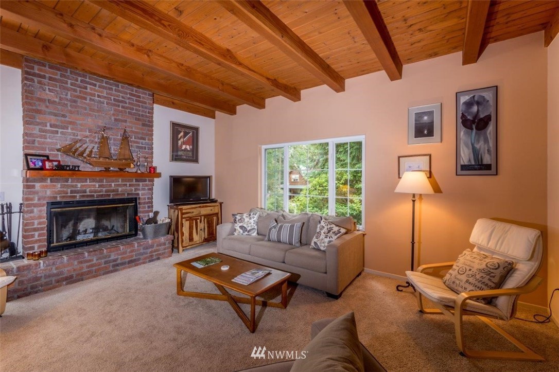 4668 Bell Street Port Townsend, WA 98368 - Photo 6 of 21