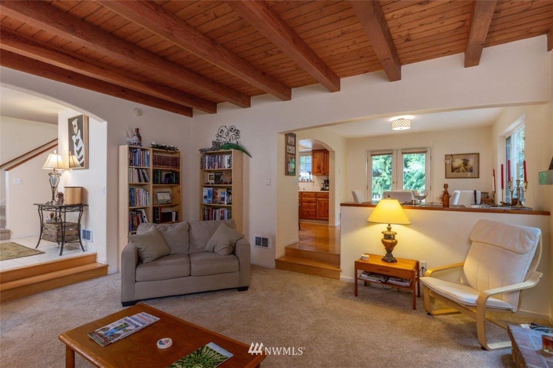 4668 Bell Street Port Townsend, WA 98368 - Photo 8 of 21