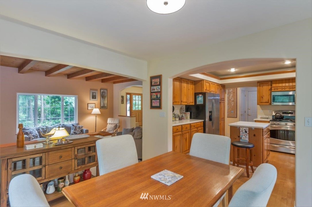 4668 Bell Street Port Townsend, WA 98368 - Photo 10 of 21