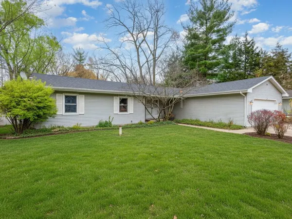 $350,000 | 3520 Catfish Court, Morris, IL 60450