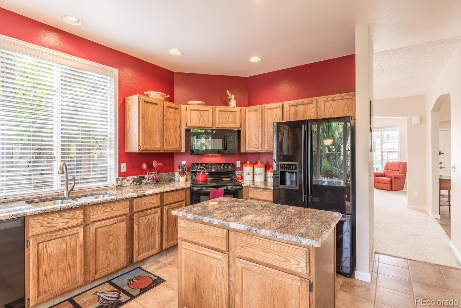 9285 Buttonhill Court Highlands Ranch, CO 80130 - Photo 10 of 32 Gallery Image 10