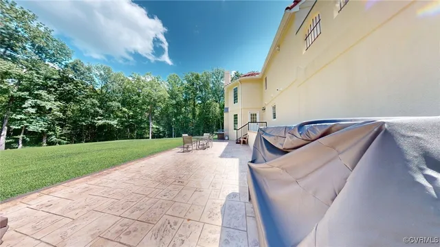 a view of outdoor space yard and patio
