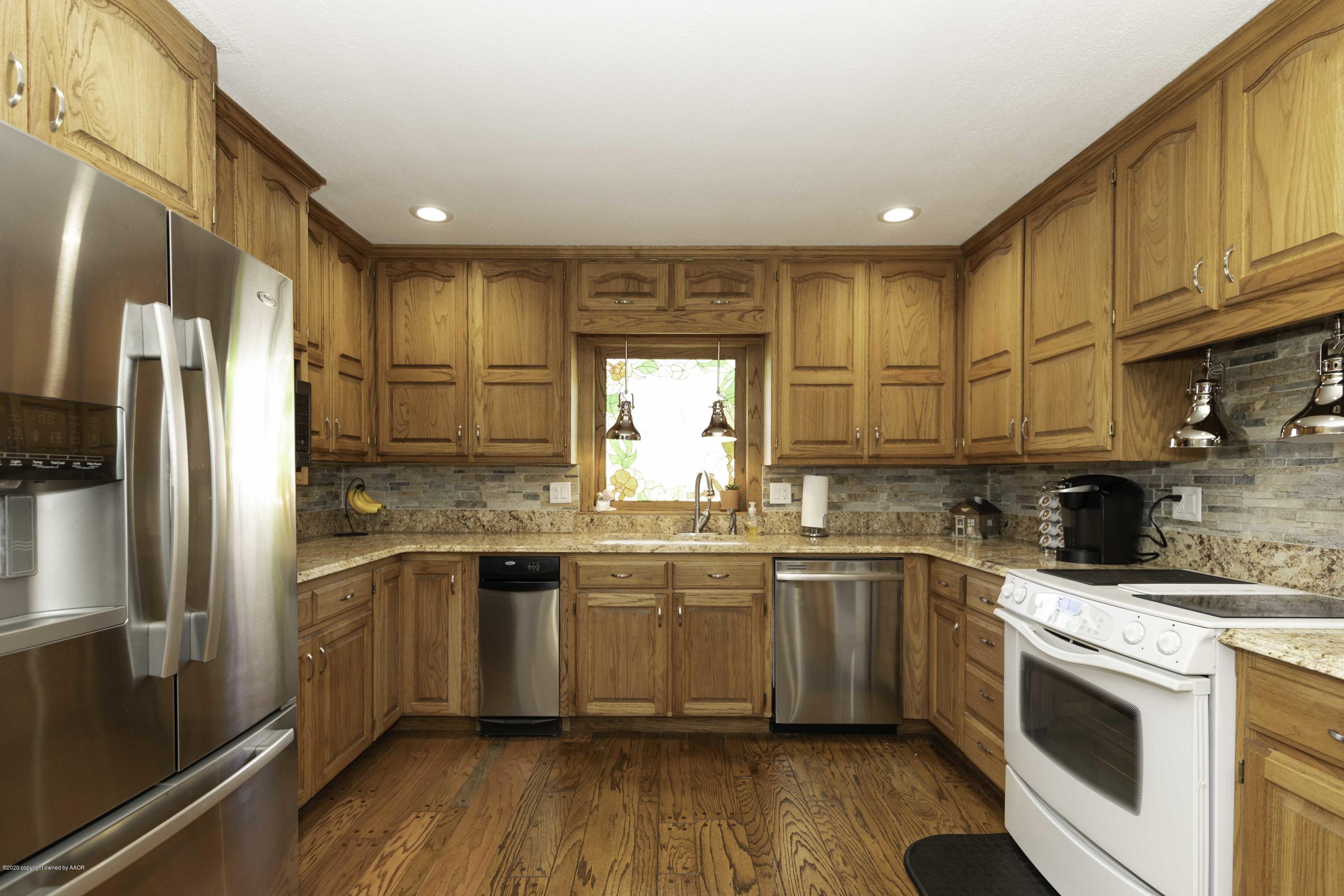 4408 Gem Lake Road Amarillo, TX 79106 - Photo 13 of 41 KITCHEN VIEW 1