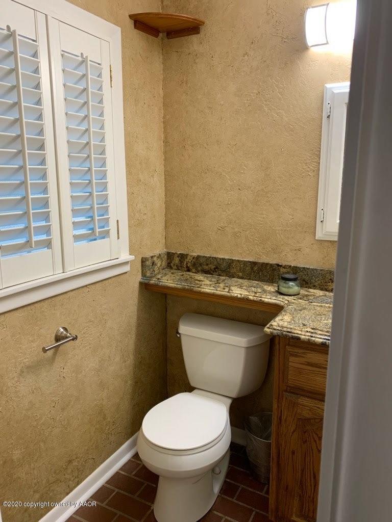 4408 Gem Lake Road Amarillo, TX 79106 - Photo 26 of 41 MASTER BATH VIEW 3