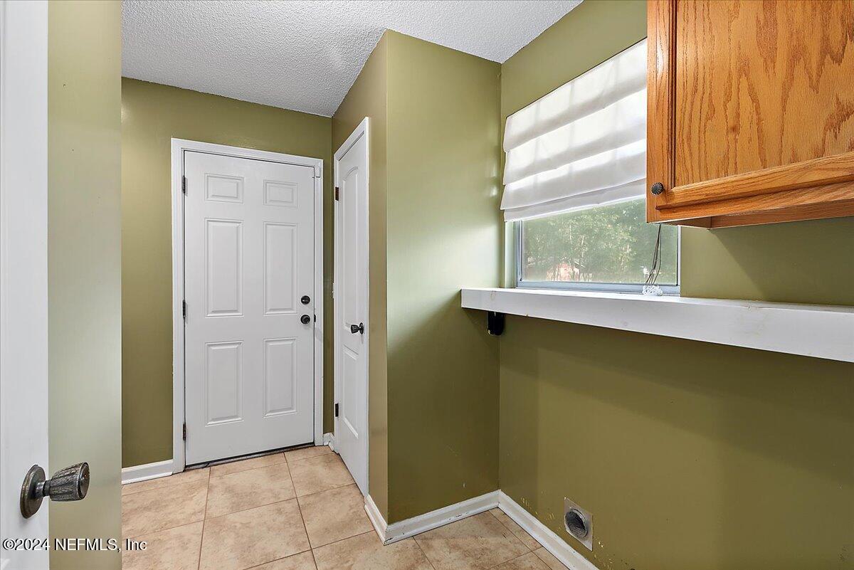 1765 Gumtree Drive Orange Park, FL 32073 - Photo 21 of 27 Laundry Room