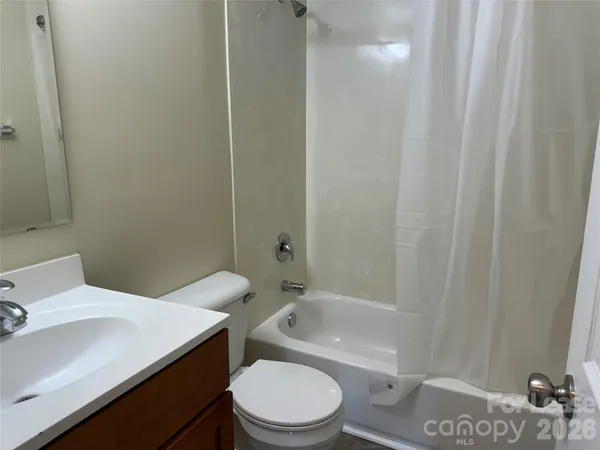 $1,205 | 2345 Carmine Street, Unit 4, Charlotte, NC 28206