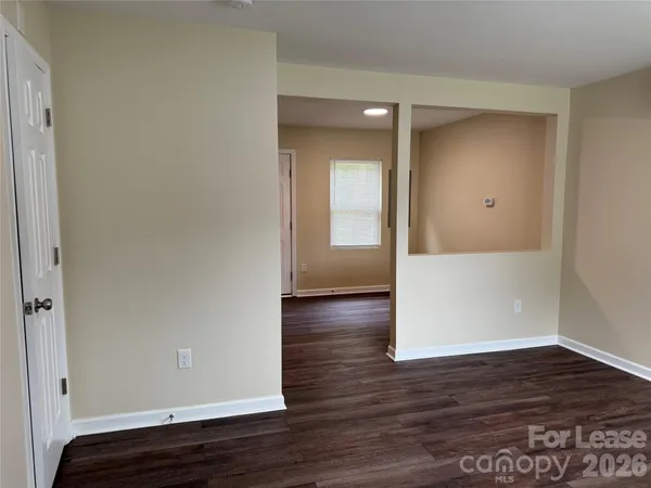 $1,205 | 2345 Carmine Street, Unit 4, Charlotte, NC 28206