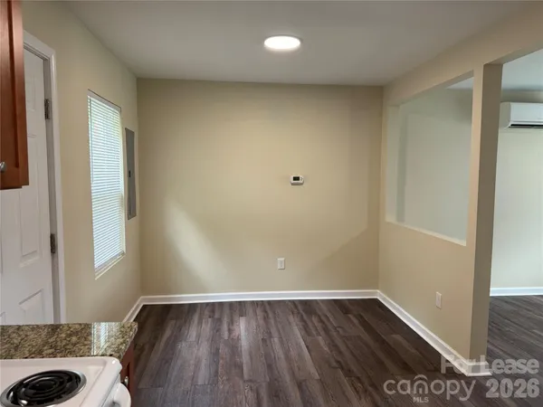 $1,205 | 2345 Carmine Street, Unit 4, Charlotte, NC 28206