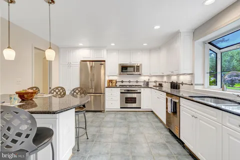 $1,650,000 | 1521 Forest Villa Lane, McLean, VA 22101
