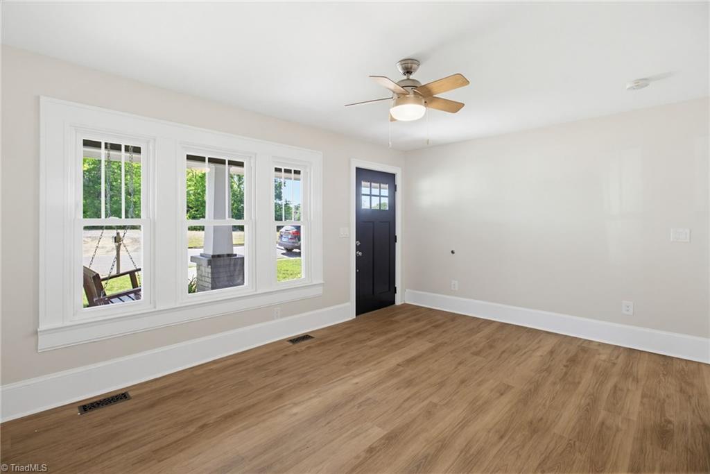 609 Delmont Street High Point, NC 27262 - Photo 7 of 23 Gallery Image 7