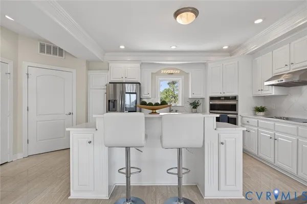 $2,450,000 | 108 Anchor Lane, Yorktown, VA 23692