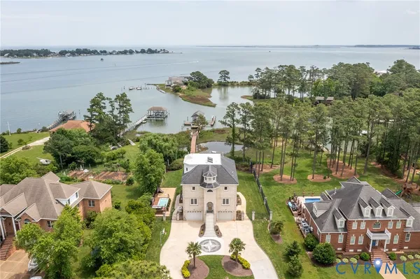 $2,450,000 | 108 Anchor Lane, Yorktown, VA 23692