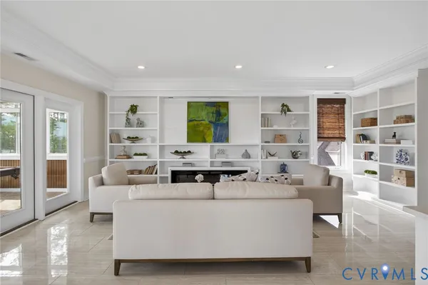 $2,450,000 | 108 Anchor Lane, Yorktown, VA 23692