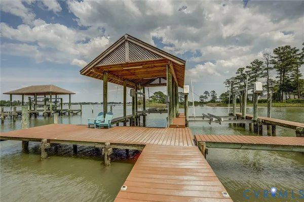 $2,450,000 | 108 Anchor Lane, Yorktown, VA 23692