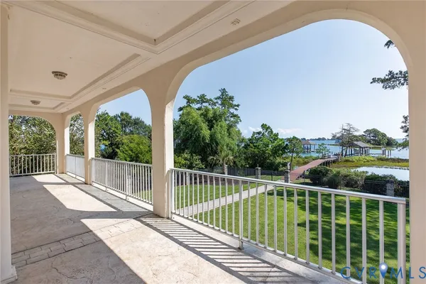 $2,450,000 | 108 Anchor Lane, Yorktown, VA 23692