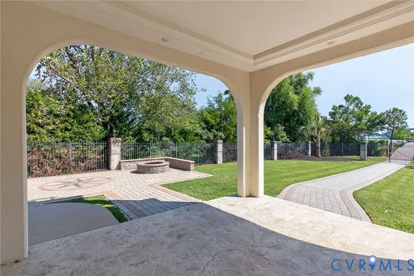 $2,450,000 | 108 Anchor Lane, Yorktown, VA 23692
