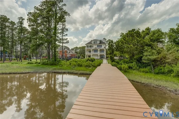 $2,450,000 | 108 Anchor Lane, Yorktown, VA 23692