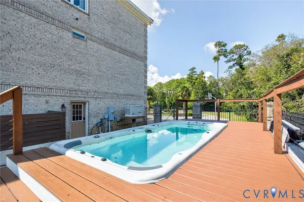 $2,450,000 | 108 Anchor Lane, Yorktown, VA 23692