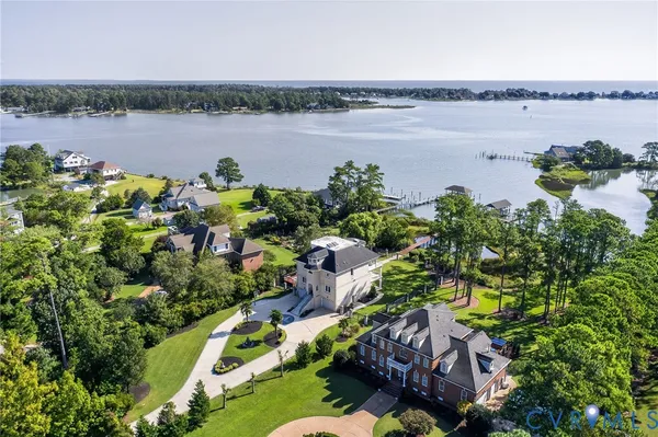 $2,450,000 | 108 Anchor Lane, Yorktown, VA 23692