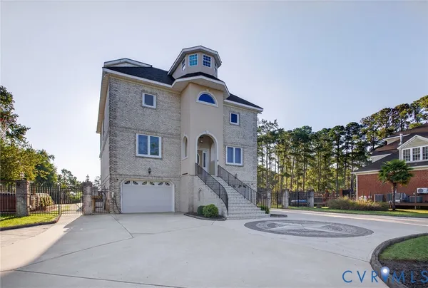 $2,450,000 | 108 Anchor Lane, Yorktown, VA 23692