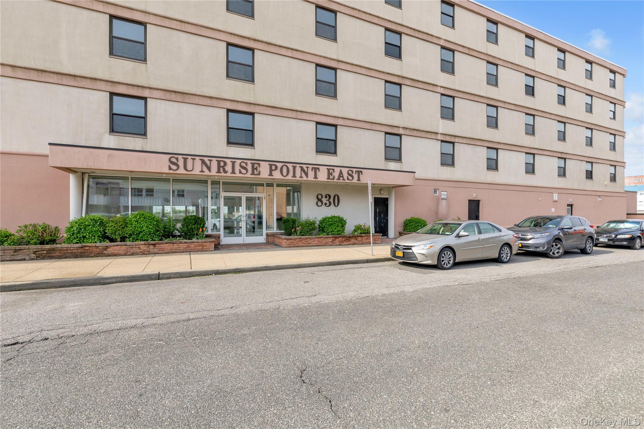 830 Shore Road, Unit 3I Long Beach, NY 11561 - Photo 1 of 23