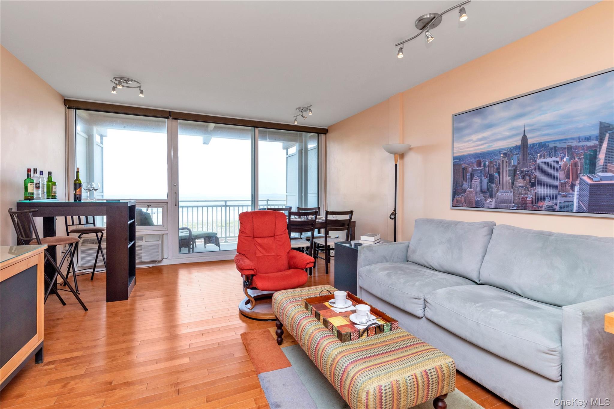 830 Shore Road, Unit 3I Long Beach, NY 11561 - Photo 4 of 23