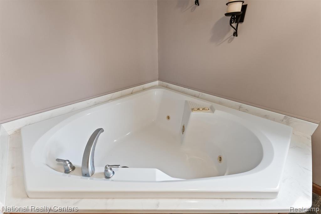 15379 Bird Road Linden, MI 48451 - Photo 16 of 39