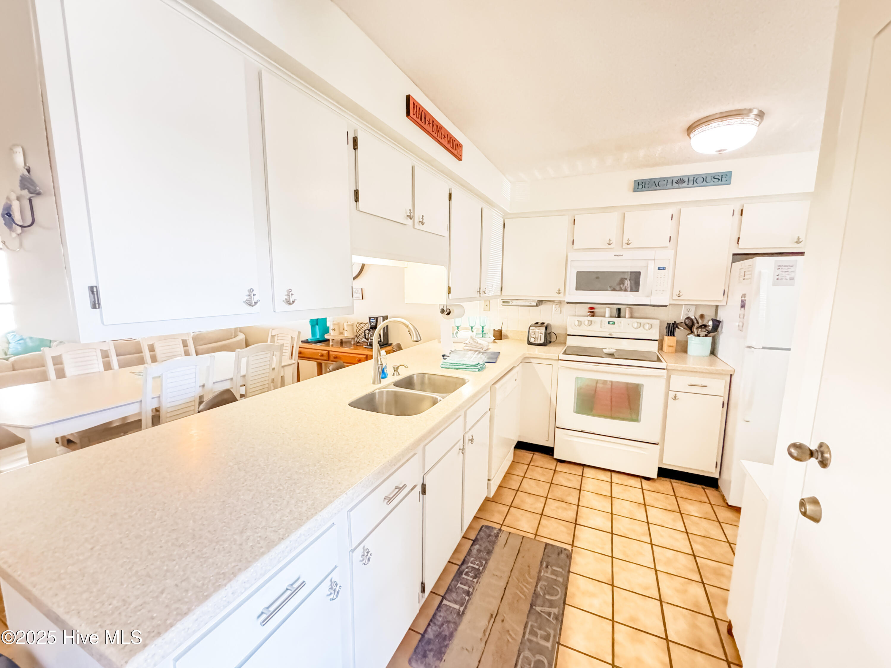 1505 Salter Path Road, Unit 128 Indian Beach, NC 28512 - Photo 5 of 28 Kitchen