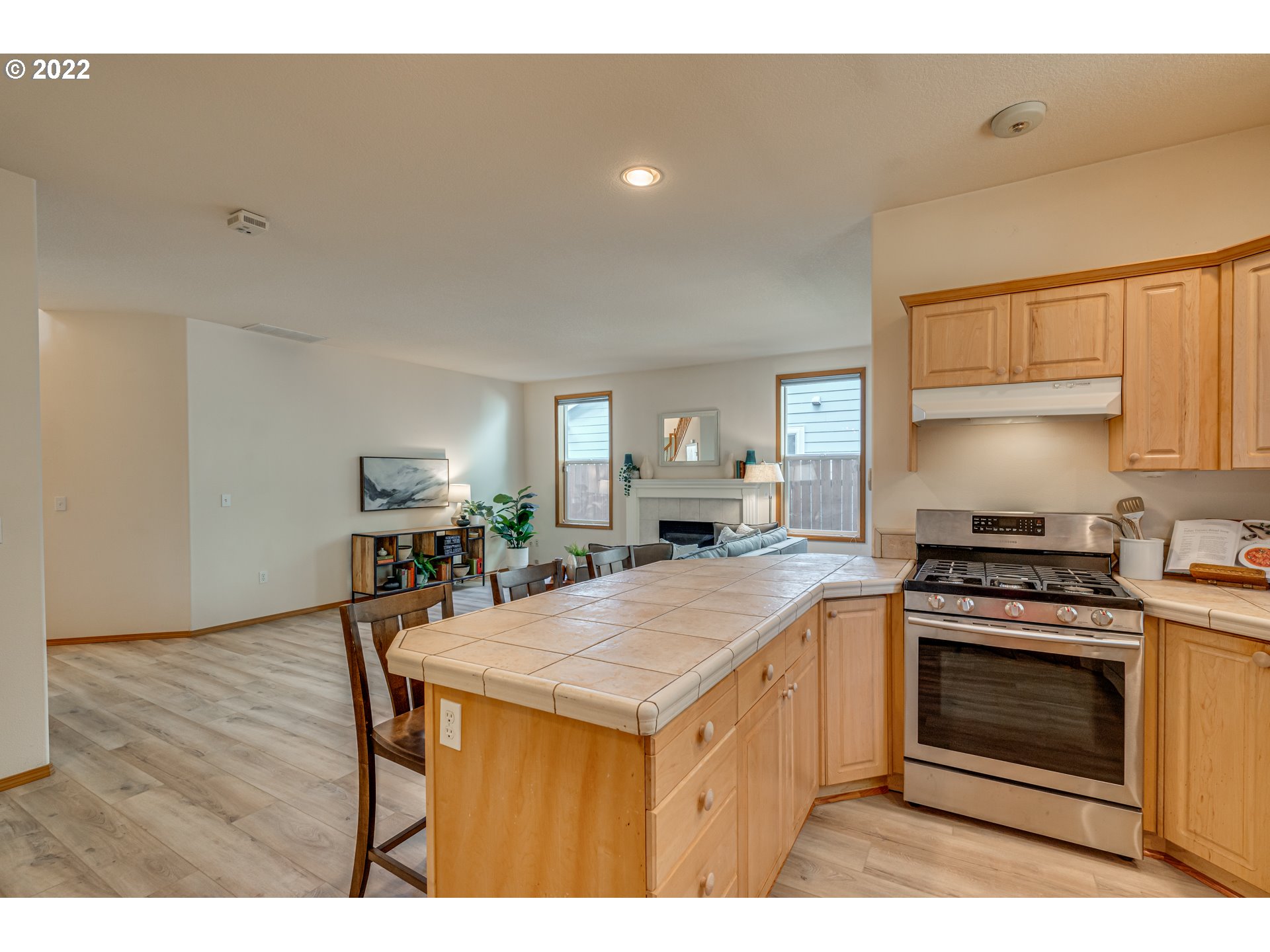 876 Sunset Ridge Drive Washougal, WA 98671 - Photo 9 of 26 Kitchen