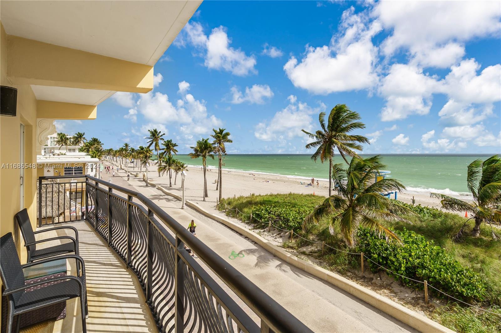 1815 North Surf Road, Unit 304 Hollywood, FL 33019 - Photo 8 of 30 Gallery Image 8