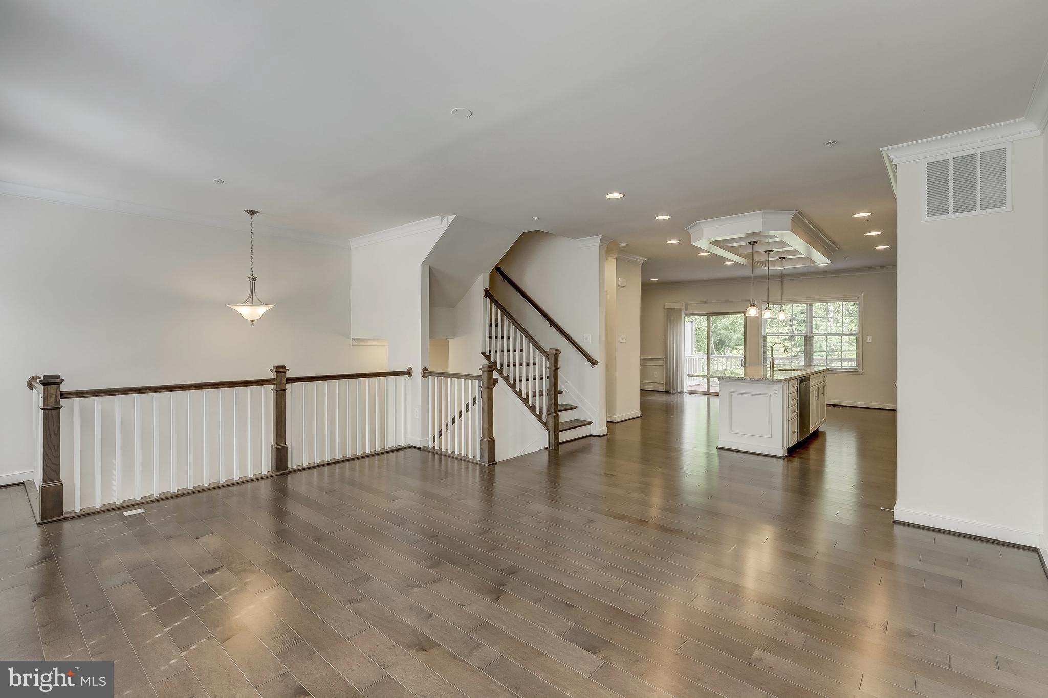 13930 Fox Hill Road Sparks, MD 21152 - Photo 5 of 30 Living Room