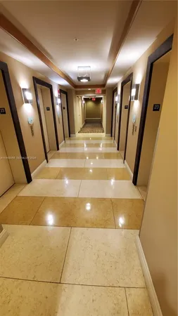 $3,595 | 253 Northeast 2nd Street, Unit 2301, Miami, FL 33132