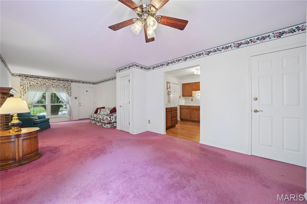 528 Spring Glen Drive Ballwin, MO 63021 - Photo 6 of 24