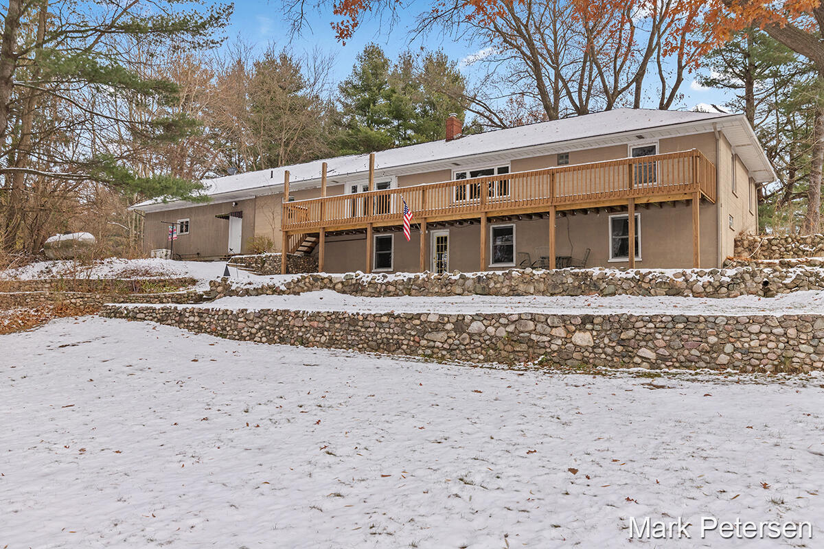 1660 Vining Road Greenville, MI 48838 - Photo 1 of 49 IMG_1035