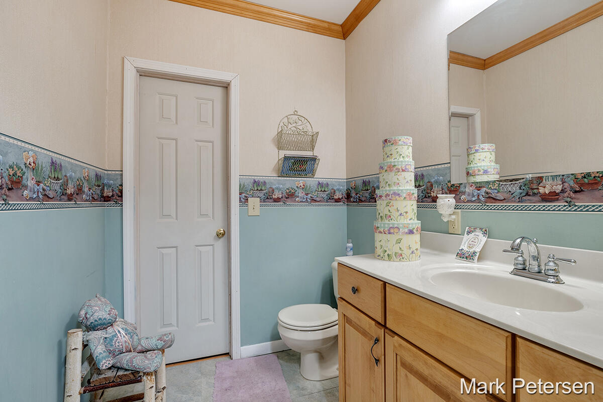 1660 Vining Road Greenville, MI 48838 - Photo 20 of 49 IMG_1017