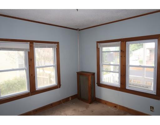 17 Maple Street West Springfield, MA 01089 - Photo 10 of 18 Gallery Image 10