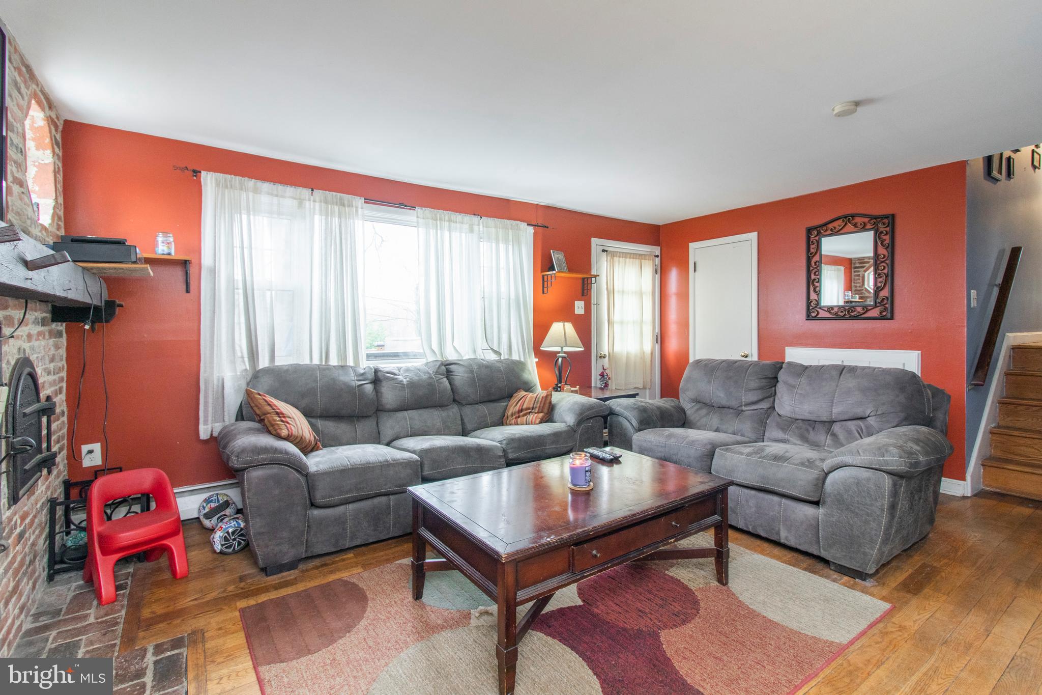 71 Duane Road Doylestown, PA 18901 - Photo 8 of 34
