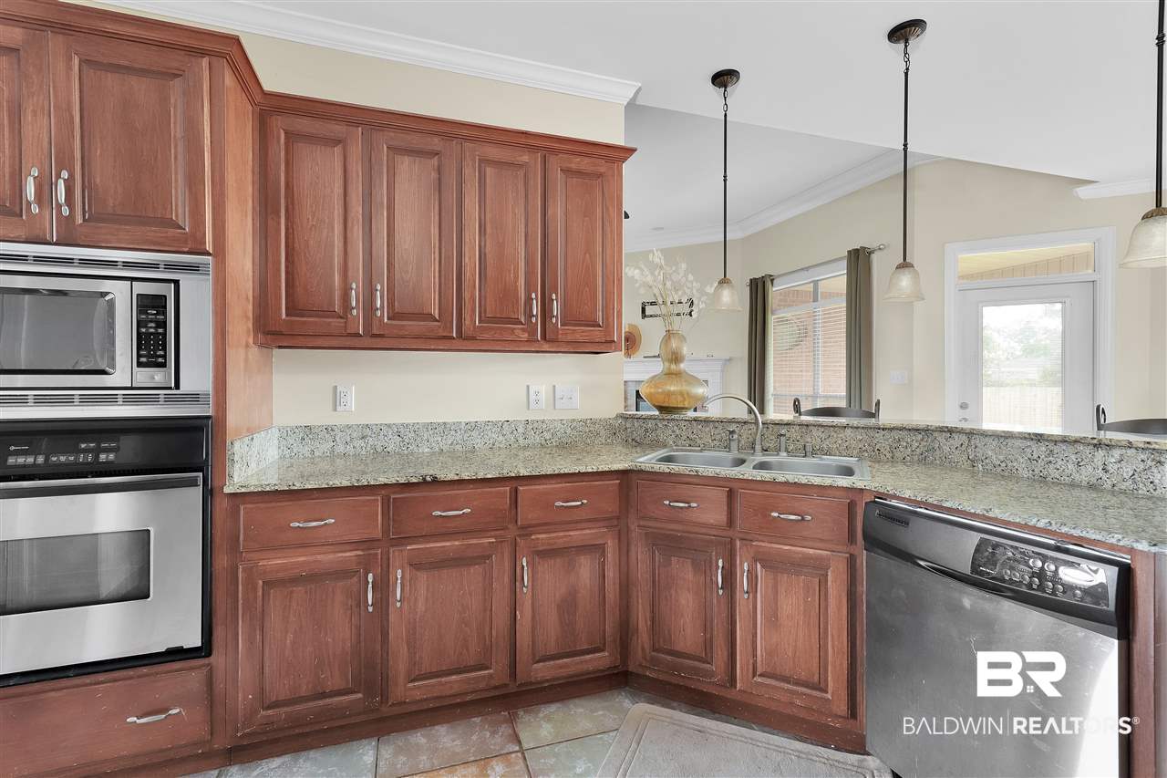 3231 Oneal Court Mobile, AL 36695 - Photo 8 of 26 Double Oven